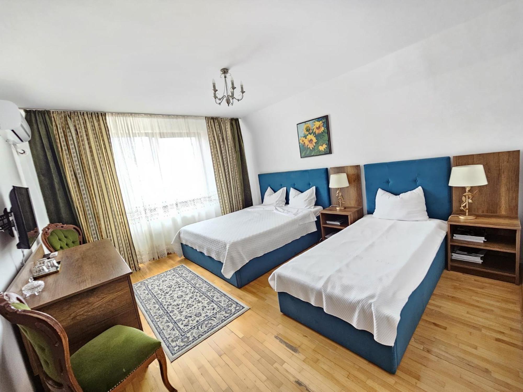 Vila De La Lugas Oradea Luaran gambar